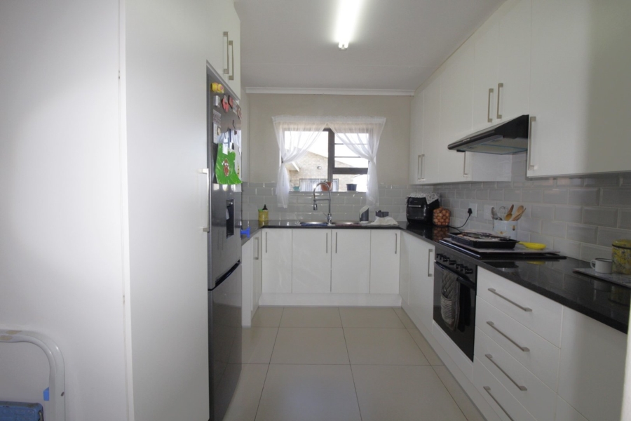 3 Bedroom Property for Sale in C Place Eastern Cape